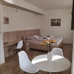 Bon Appartement *